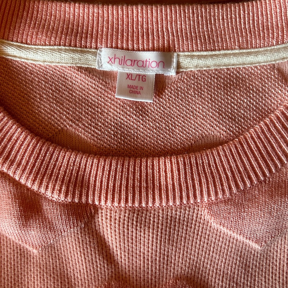 Pink Heart Pattern Sweater - Picture 4 of 7